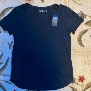 ABERCROMBIE & FITCH SOFT TEE